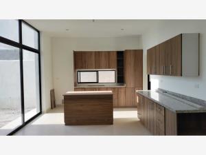 Casa en venta en Rincón de Alcántara, Saltillo — foto 3 de 21