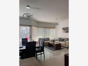 Casa en venta en Paseo del Vergel, Monterrey — foto 3 de 10