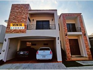 Casa en venta en Lomas de la Rioja, Alvarado, Veracruz de Ignacio de la Llave Casa en venta en Lomas de la Rioja, Alvarado, Veracruz de Ignacio de la Llave
