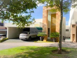 Casa en venta en Privadas del Pedregal, San Luis Potosí, San Luis Potosí Casa en venta en Privadas del Pedregal, San Luis Potosí, San Luis Potosí