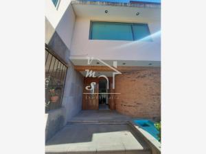 Casa en venta en San Carlos, Metepec — foto 2 de 42
