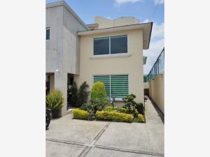 Casa en venta en Coaxustenco, Metepec — foto 3 de 27