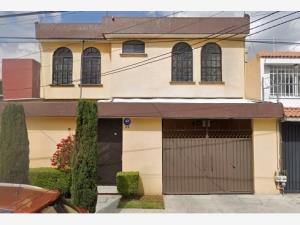 Casa en venta en Los Pilares, Metepec — foto 2 de 7