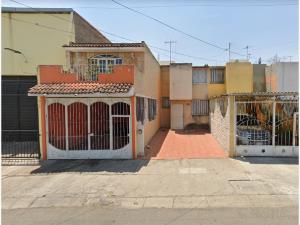 Casa en venta en Plutarco Elias Calles 1, Guadalajara — foto 3 de 14