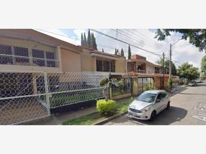 Casa en venta en Bosques de La Victoria, Guadalajara — foto 2 de 13