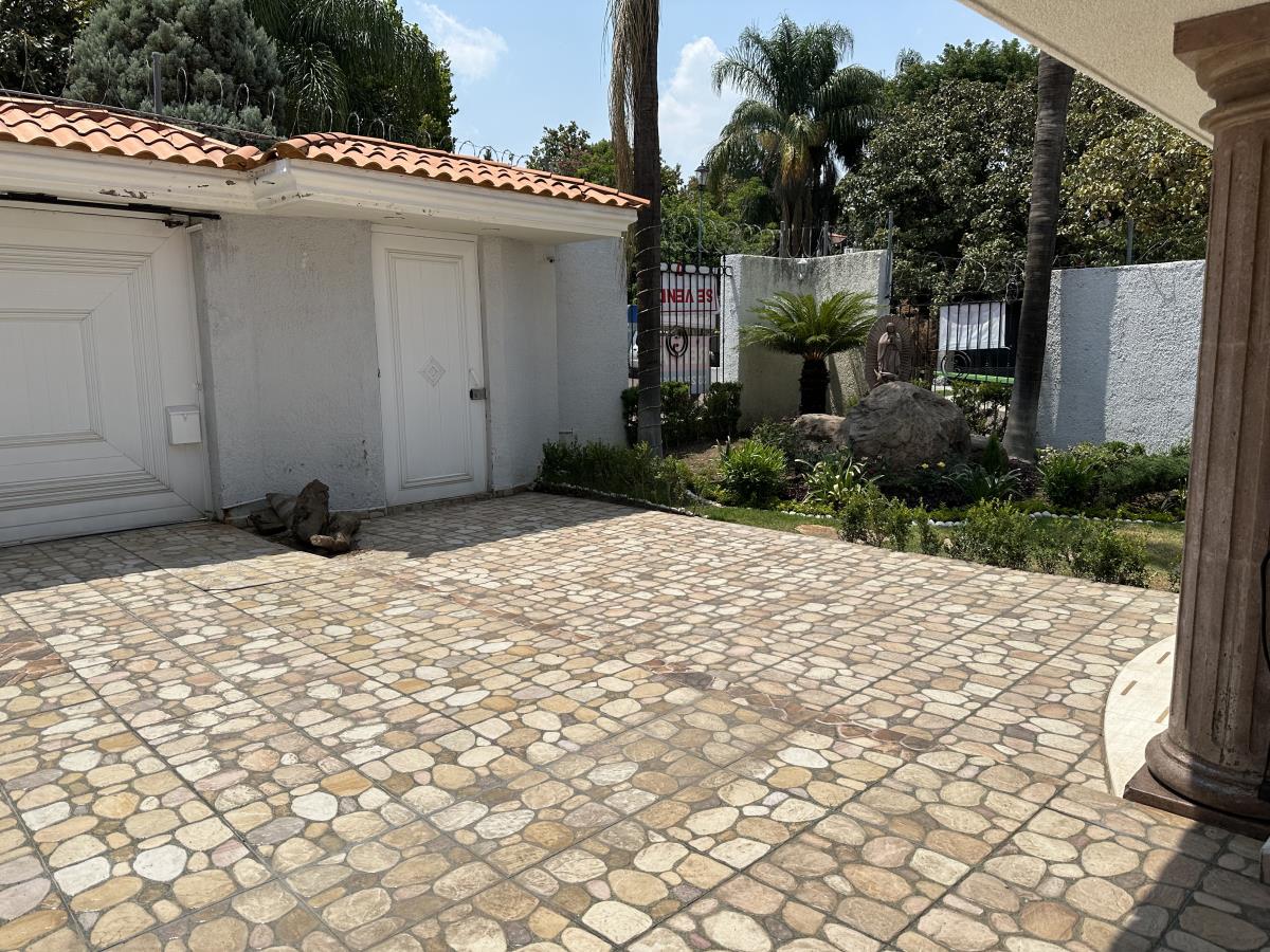Casa en renta en El Palomar, Tlajomulco de Zúñiga — foto 1 de 14