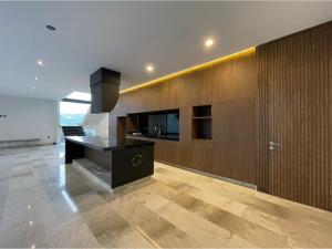 Casa en venta en Bosque Monarca, Morelia — foto 2 de 23