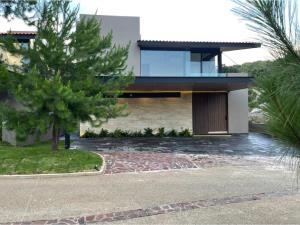 Casa en venta en Bosque Monarca, Morelia — foto 3 de 23