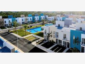 Casa en venta en Misión Las Flores, Solidaridad, Quintana Roo Casa en venta en Misión Las Flores, Solidaridad, Quintana Roo