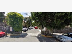 Casa en Miguel Hidalgo 4A Sección, Tlalpan, Ciudad de México