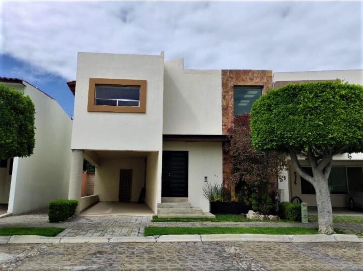 Casa en venta en Lomas de Angelópolis, San Andrés Cholula — foto 1 de 26