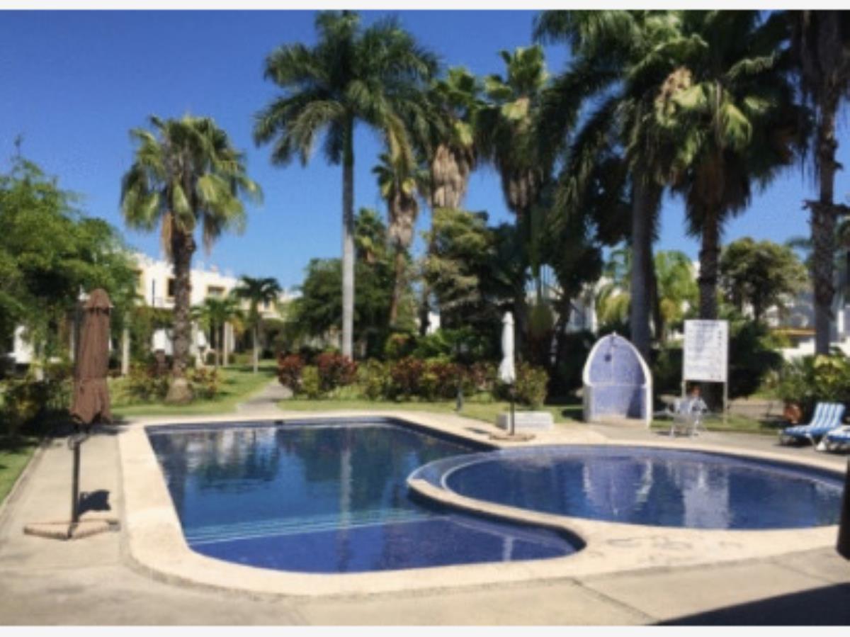 Casa en venta en Valle Dorado, Bahía de Banderas — foto 1 de 10