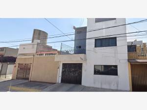 Casa en Prado Vallejo, Tlalnepantla de Baz, México