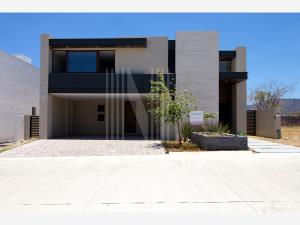 Casa en El Molino Residencial y Golf, León, Guanajuato