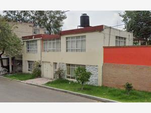 Casa en venta en Heroes de Padierna, Tlalpan — foto 3 de 19