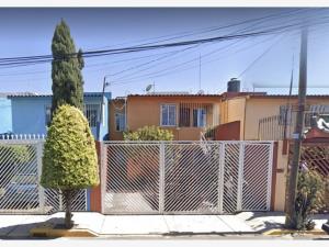 Casa en venta en Miguel Hidalgo, Tláhuac — foto 2 de 9