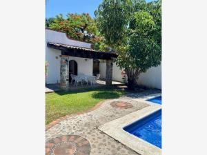 Casa en venta en Lomas de Atzingo, Cuernavaca — foto 2 de 15