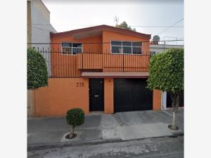 Casa en Nueva Santa Maria, Azcapotzalco, Ciudad de México