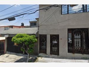 Casa en Loma de Canteras (Lomas de Cantera), Naucalpan de Juárez, México