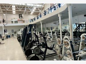 Edificio en venta en Cumbres, Saltillo — foto 3 de 40