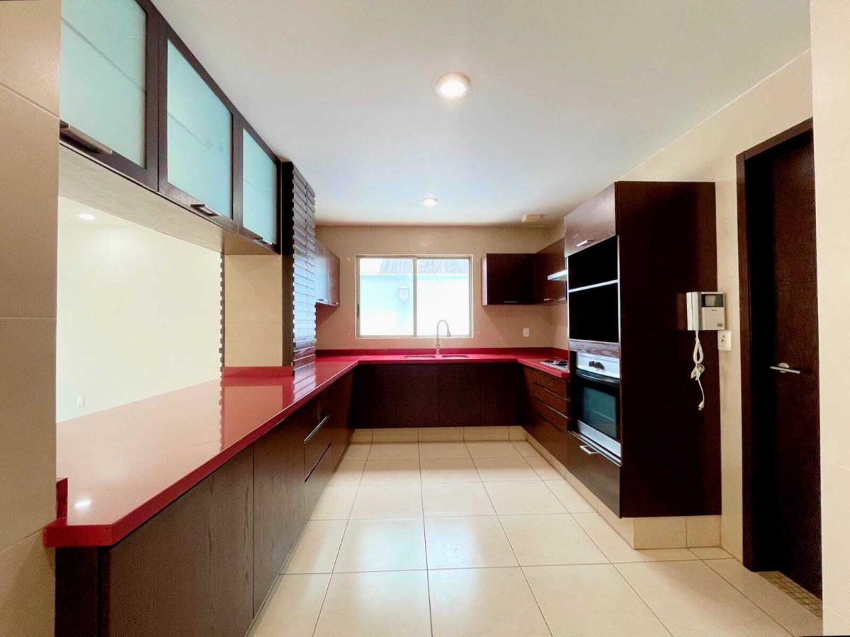 Casa en venta en Las Lomas Residencial, Alvarado — foto 1 de 5