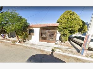 Casa en venta en Colinas de San Juan, Juárez — foto 3 de 7
