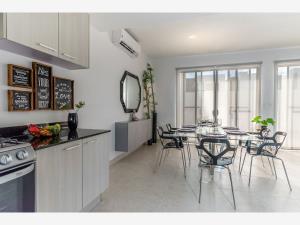 Casa en venta en Gran Santa Fe 2, Benito Juárez, Quintana Roo