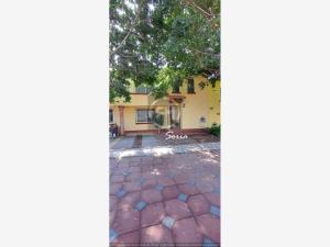 Casa en venta en Oaxtepec Centro, Yautepec — foto 2 de 44