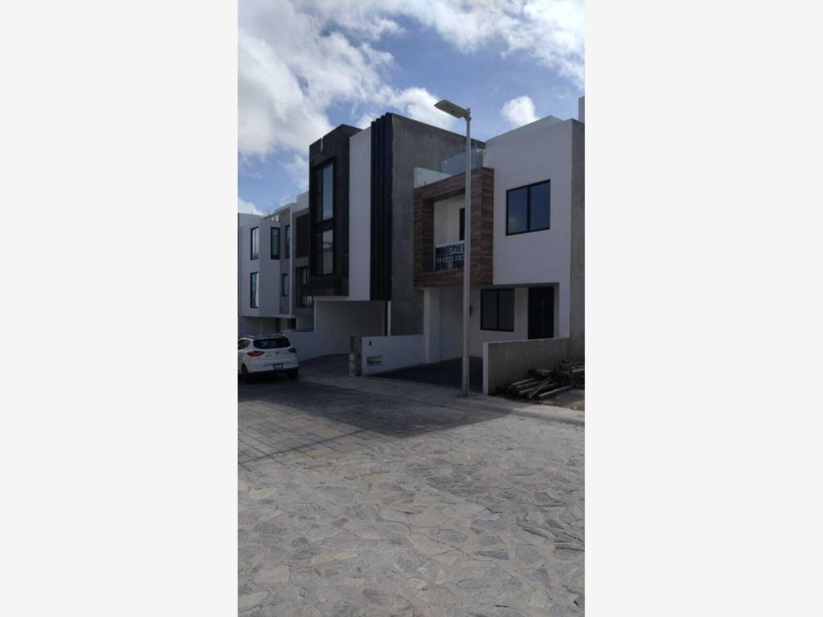 Casa en venta en Residencial Lago Esmeralda, Atizapán de Zaragoza — foto 1 de 30