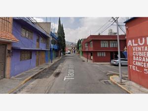 Casa en venta en Miguel de la Madrid Hurtado, Iztapalapa — foto 2 de 12