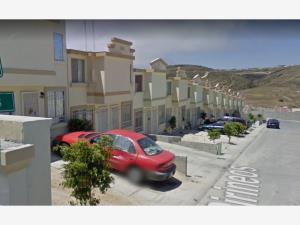 Casa en venta en Urbi Quinta del Cedro Segunda Sección, Tijuana — foto 3 de 7