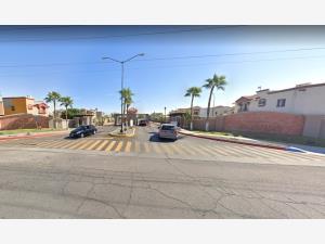 Casa en Villa las Lomas, Mexicali, Baja California