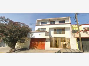 Casa en Nueva Atzacoalco, Gustavo A. Madero, Ciudad de México