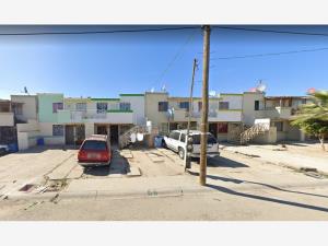 Casa en venta en Villa del Prado Segunda Sección, Tijuana — foto 2 de 7