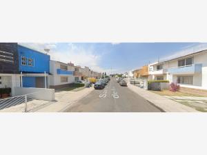 Casa en venta en Paseos del Bosque, Corregidora — foto 3 de 7