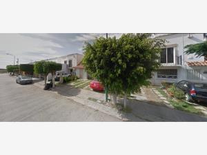 Casa en venta en Colinas del Carmen, León — foto 2 de 7