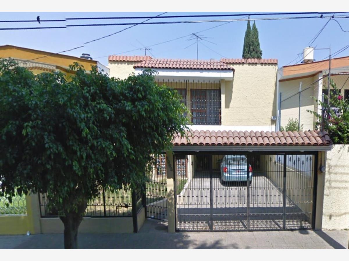 Casa en venta en Bosques de La Victoria, Guadalajara — foto 1 de 19