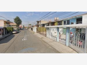 Casa en venta en Bosques del Valle 2a Sección, Coacalco de Berriozábal — foto 3 de 6