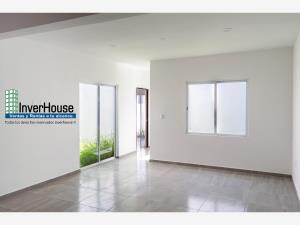 Casa en venta en Lomas de la Rioja, Alvarado — foto 3 de 16