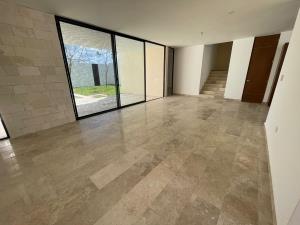 Casa en venta en Temozon Norte, Mérida — foto 2 de 20