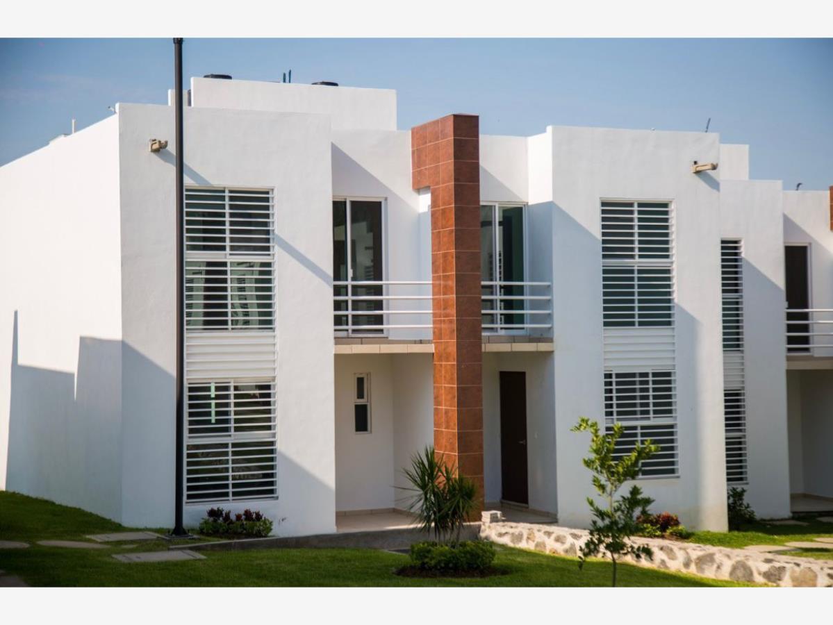 Casa en venta en Lomas de Jiutepec, Jiutepec — foto 1 de 10