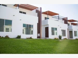 Casa en venta en Lomas de Jiutepec, Jiutepec — foto 2 de 9