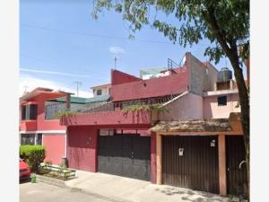 Casa en venta en El Rosario, Azcapotzalco — foto 2 de 10
