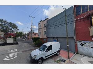 Casa en venta en Martires de Rio Blanco, Gustavo A. Madero — foto 2 de 6