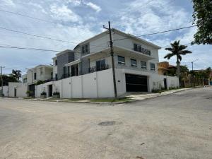 Casa en venta en El Charro, Tampico — foto 2 de 22