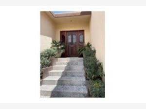 Casa en venta en Alpes, Saltillo — foto 2 de 11