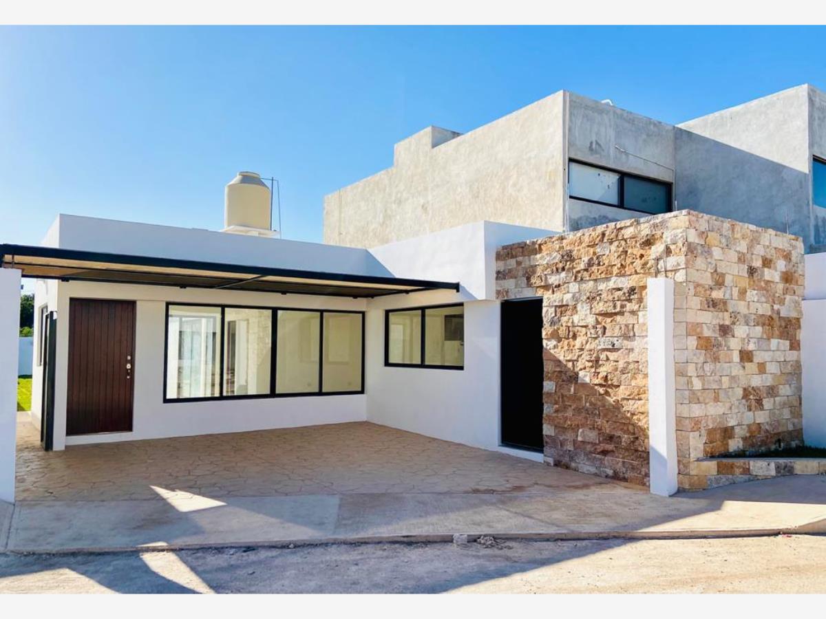 Casa en venta en Chichi Suarez, Mérida — foto 1 de 12