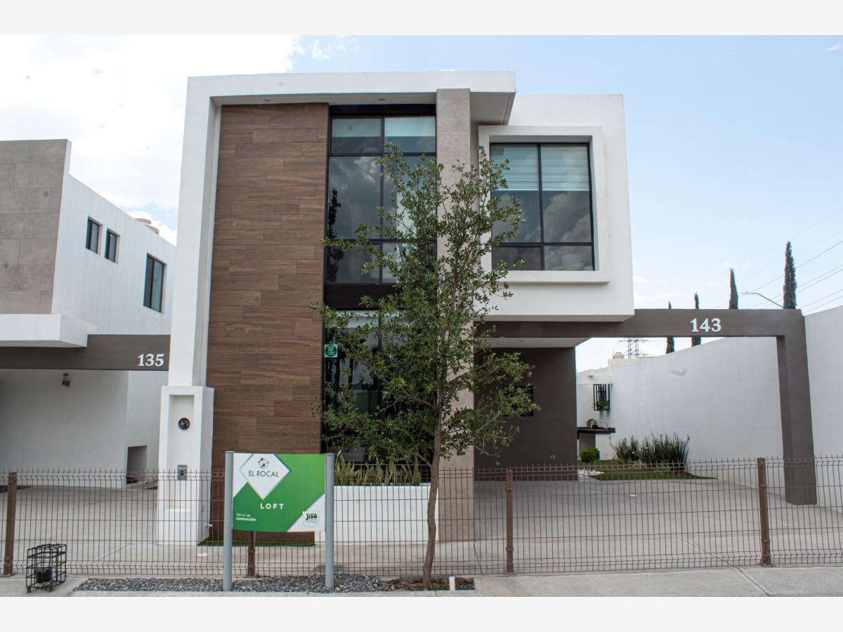 Casa en venta en El Rocal Residencial, Saltillo — foto 1 de 27