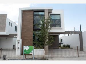 Casa en venta en El Rocal Residencial, Saltillo, Coahuila de Zaragoza