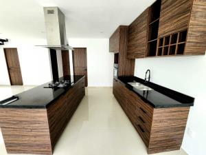 Casa en venta en Bosques Tres Marias, Morelia — foto 2 de 19
